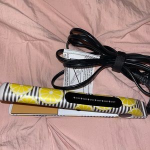 CHI Lemon 🍋 ceramic flat iron